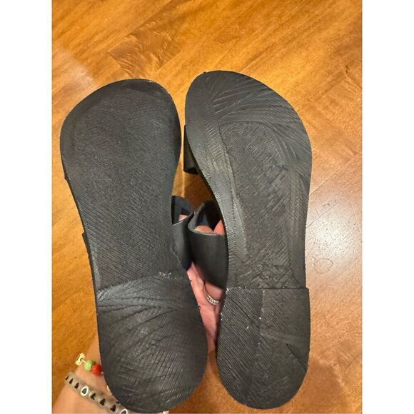 Woman’s new Brave Soles leather sandals black size 8 - Picture 3 of 5